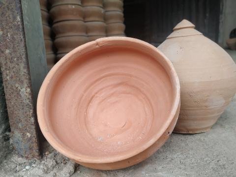 Terracotta cups